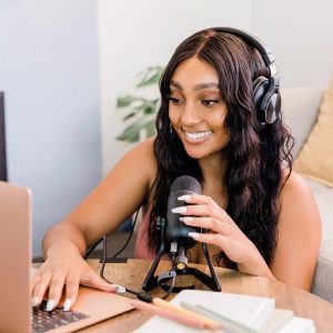 M36294 Blog Four Ways to Establish Your Artistic Brand Image 3