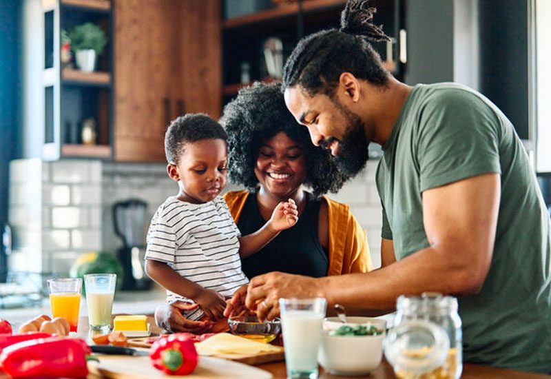 Emunah Y’srael’s Let’s Eat Book Series Educates Children On The Benefits Of Healthy Eating 1 letseat