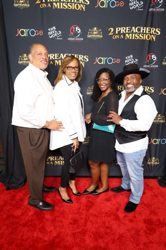 2 Preachers Mike Bend red carpet ATL IMG 6921 X4