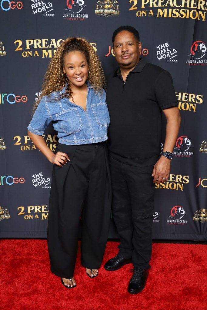 2 Preachers Producer Wayne Overstreet JaroGO red carpet atl IMG 6878 X4
